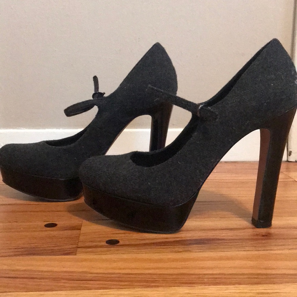 Vince Camuto Platform Heel